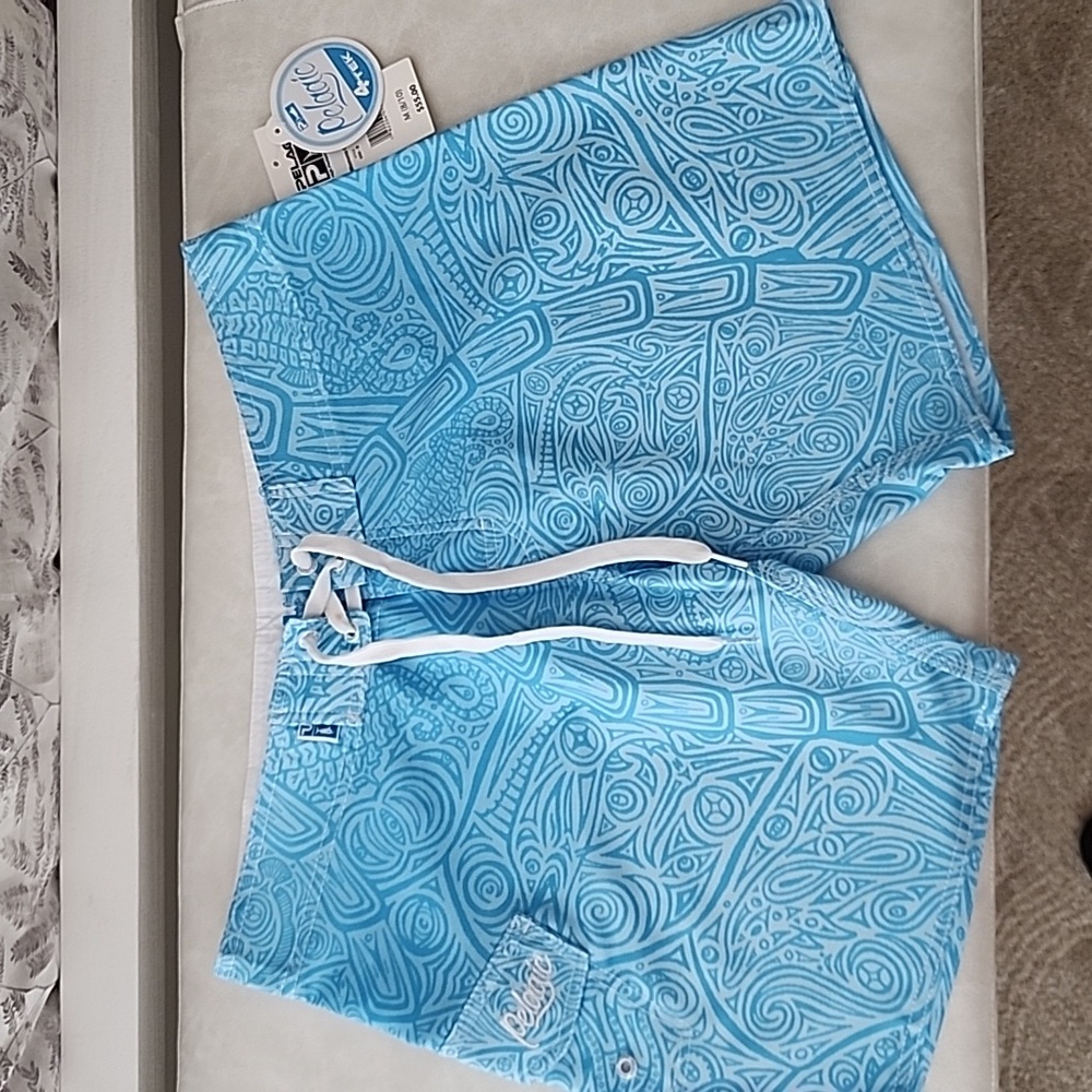 Womens Pelagic OCP Tortuga board shorts M